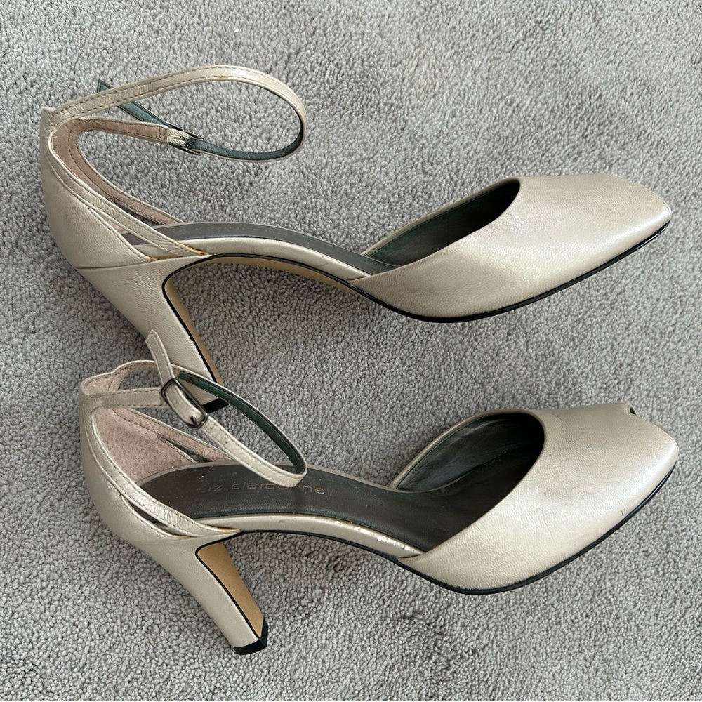 Liz Claiborne Leather Peep Toe 3” Pump- 7M- Champagne Color w Ankle Strap